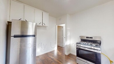 1881 3rd St in Anderson, CA - Building Photo - Building Photo