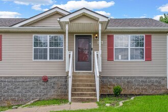1493 McClardy Rd in Clarksville, TN - Building Photo - Building Photo