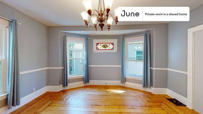 property at 53 Saunders St