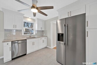 23 Bancroft Rd in Vernon, CT - Building Photo - Building Photo