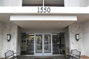 1550 Worcester Rd in Framingham, MA - Building Photo
