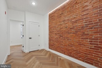 1438 Tasker St in Philadelphia, PA - Building Photo - Building Photo