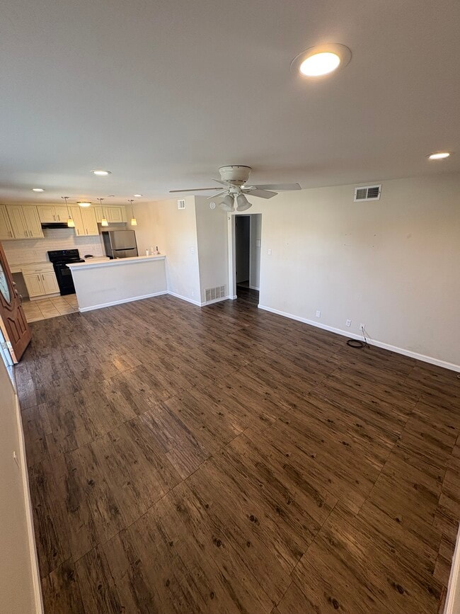 property at 1378 Branham Ln