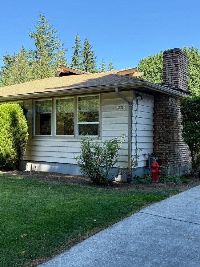 property at 2432 Jones Ave NE