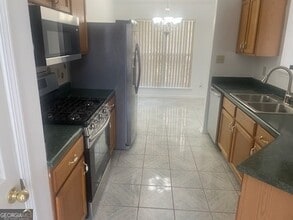 7468 Chad's Cir in Jonesboro, GA - Foto de edificio - Building Photo