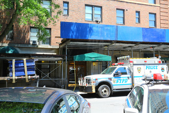 Gramercy Court in New York, NY - Foto de edificio - Building Photo