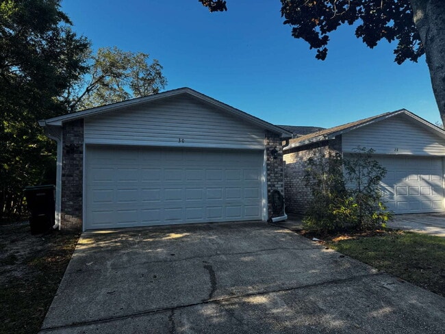 property at 30 Roserita Pl