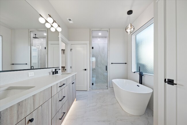 3466 Tarragon Ave in Richland, WA - Foto de edificio - Building Photo