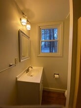 19 McHawk Dr, Unit 100 in Colchester, VT - Building Photo - Building Photo
