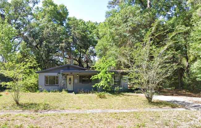 property at 604 Evans St