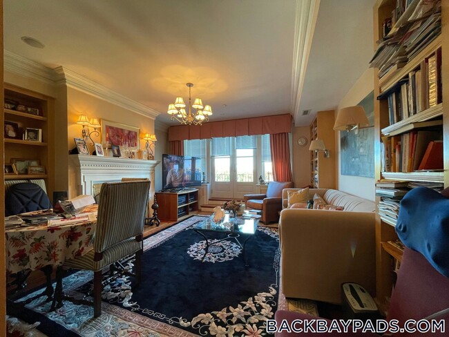 350 Beacon St-Unit -PH in Boston, MA - Building Photo - Building Photo