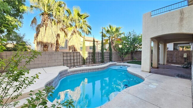 property at 326 Carlisle Crossing St