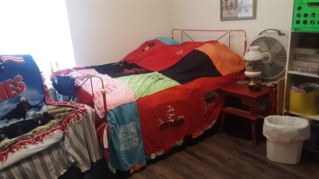 303 Ave in Hooks, TX - Building Photo - Building Photo