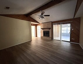 2309 Whitney Dr in Copperas Cove, TX - Foto de edificio - Building Photo