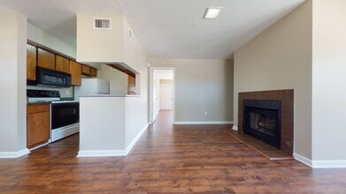 4441 Old College Rd in Bryan, TX - Building Photo - Building Photo