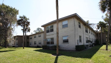 San Jose in Jacksonville, FL - Foto de edificio - Building Photo