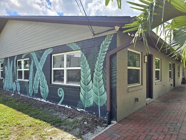 property at 314 N Iowa Ave