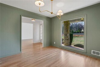 600 Rounsaville Rd in Roswell, GA - Building Photo - Building Photo