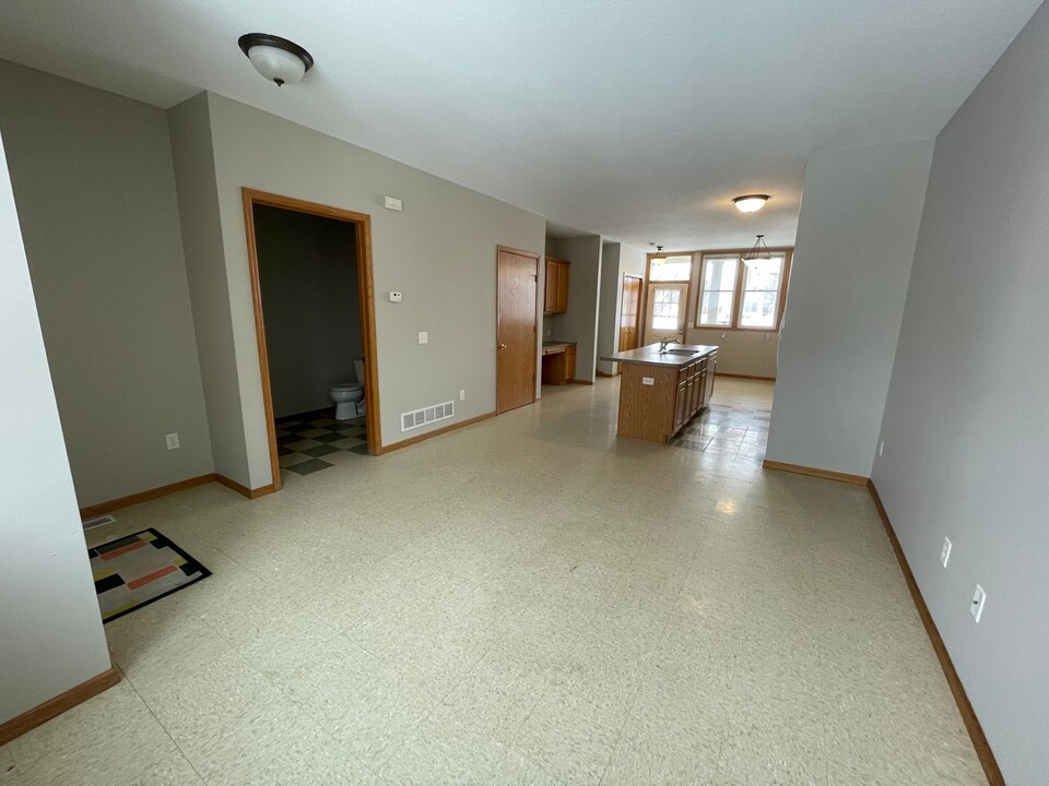 1908 Wilcox Blvd W in Northfield, MN - Building Photo