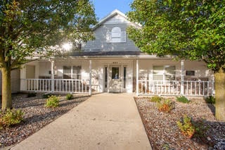 607 Trinity Dr in Caledonia, MI - Foto de edificio