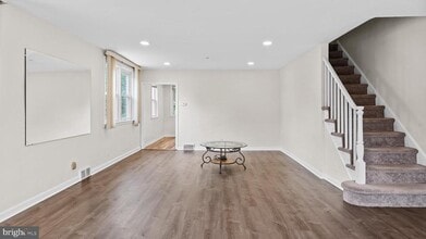 221 Fitzwilliams Rd in Bryn Mawr, PA - Building Photo - Building Photo