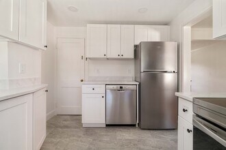 27 Payne Rd in Newton, MA - Building Photo - Building Photo