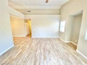 2153 Jade Creek St in Las Vegas, NV - Building Photo - Building Photo