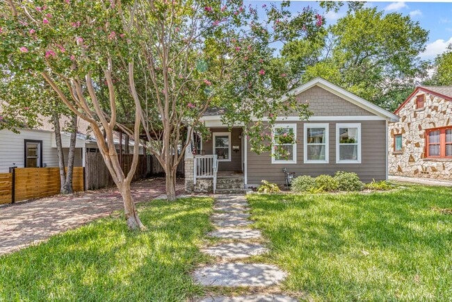 property at 4702 Rosedale Ave