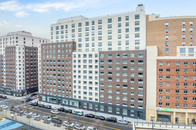 Compass Six Residences in Bronx, NY - Building Photo - Building Photo