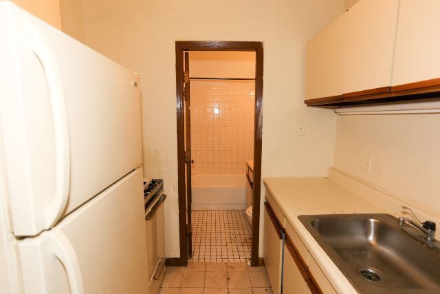 824 W Cornelia Ave in Chicago, IL - Building Photo - Building Photo