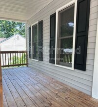 33 Fairwood Dr in Richmond, VA - Building Photo - Building Photo