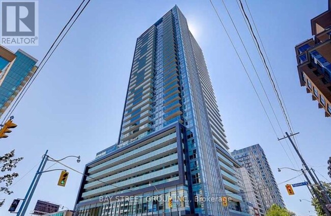 125-1125 Redpath Ave