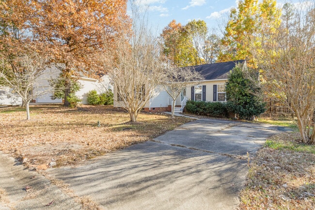 120 Braxberry Way in Holly Springs, NC - Foto de edificio - Building Photo