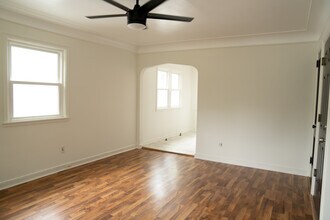 4335 Cedar Ave S in Minneapolis, MN - Building Photo - Building Photo