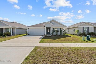 6568 Slabinski Ln in Panama City, FL - Building Photo