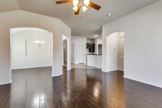 432 Brookhollow Ln in Saginaw, TX - Building Photo - Building Photo