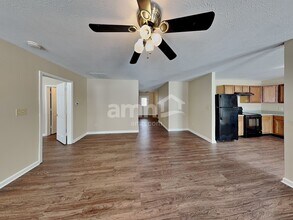 5904 Jackie Ln in Indianapolis, IN - Building Photo - Building Photo