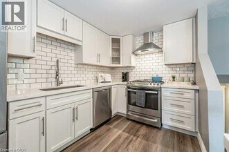 41 Ridgeway Crescent in Kitchener, ON - Building Photo - Building Photo