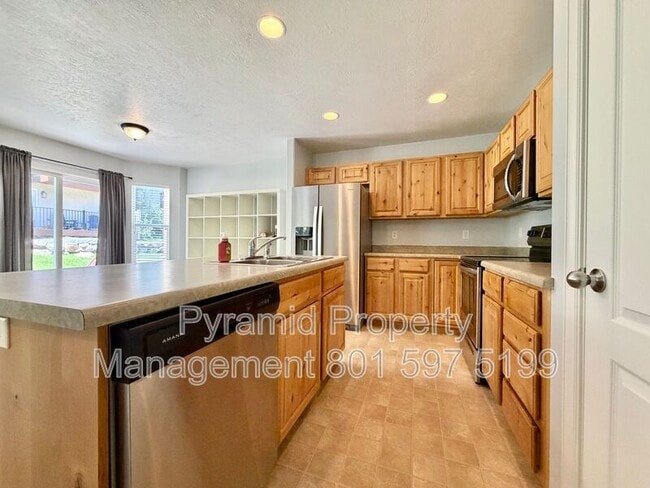 6712 Bonham Ln