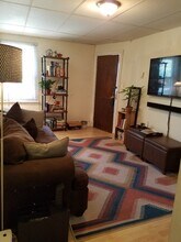 19 W Abington Ave in Philadelphia, PA - Building Photo - Building Photo