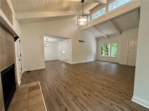 1976 Kramer Way in Marietta, GA - Building Photo - Building Photo