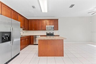 9228 Stone River Pl, Unit #12 in Riverview, FL - Building Photo - Building Photo