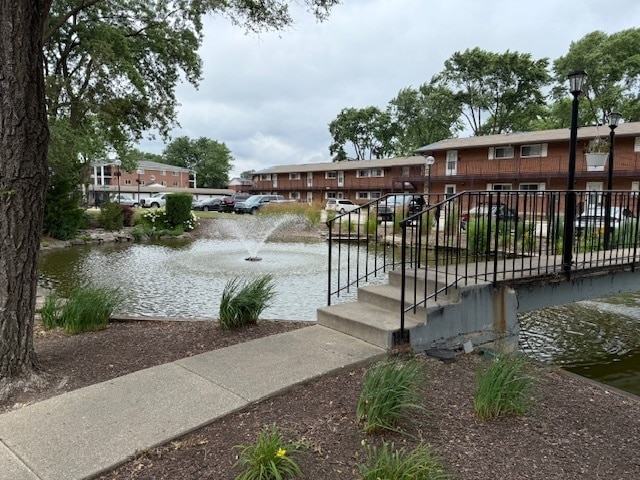 1810 W Hatherleigh Ct in Mount Prospect, IL - Building Photo - Building Photo
