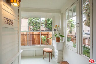 732 N Toledo Walk in Long Beach, CA - Building Photo - Building Photo