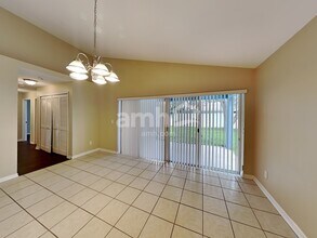 32125 Cypress Valley Dr in Wesley Chapel, FL - Building Photo - Building Photo