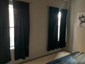 2512 Elvans Rd SE, Unit 1 in Washington, DC - Building Photo - Building Photo