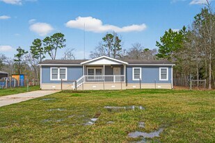 15933 W Relza Dr in Splendora, TX - Building Photo