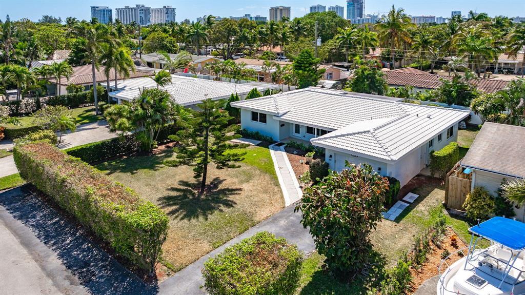 2540 SE 2nd Ct in Pompano Beach, FL - Foto de edificio