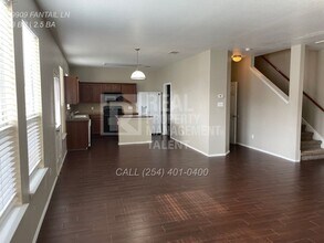 9909 Fantail Ln in Temple, TX - Building Photo - Building Photo