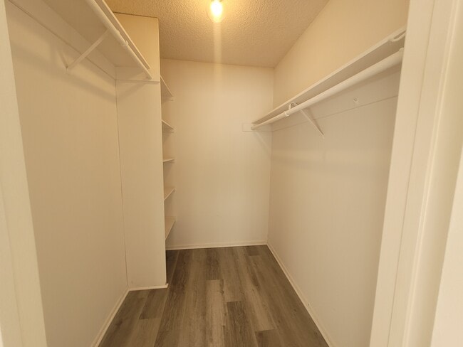 Eastborne III Apartments in Los Angeles, CA - Building Photo - Building Photo